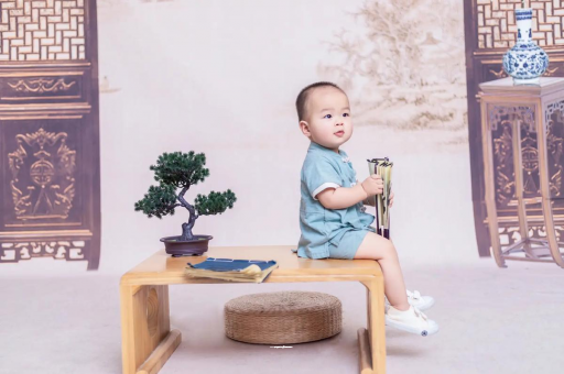 敦煌宝宝几个月认人